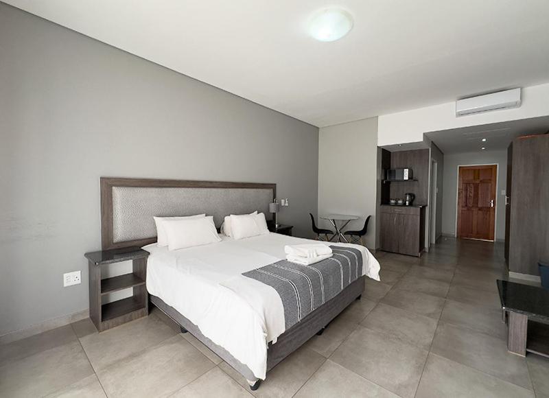 Manor Hills Guest Lodge Rustenburg Eksteriør billede